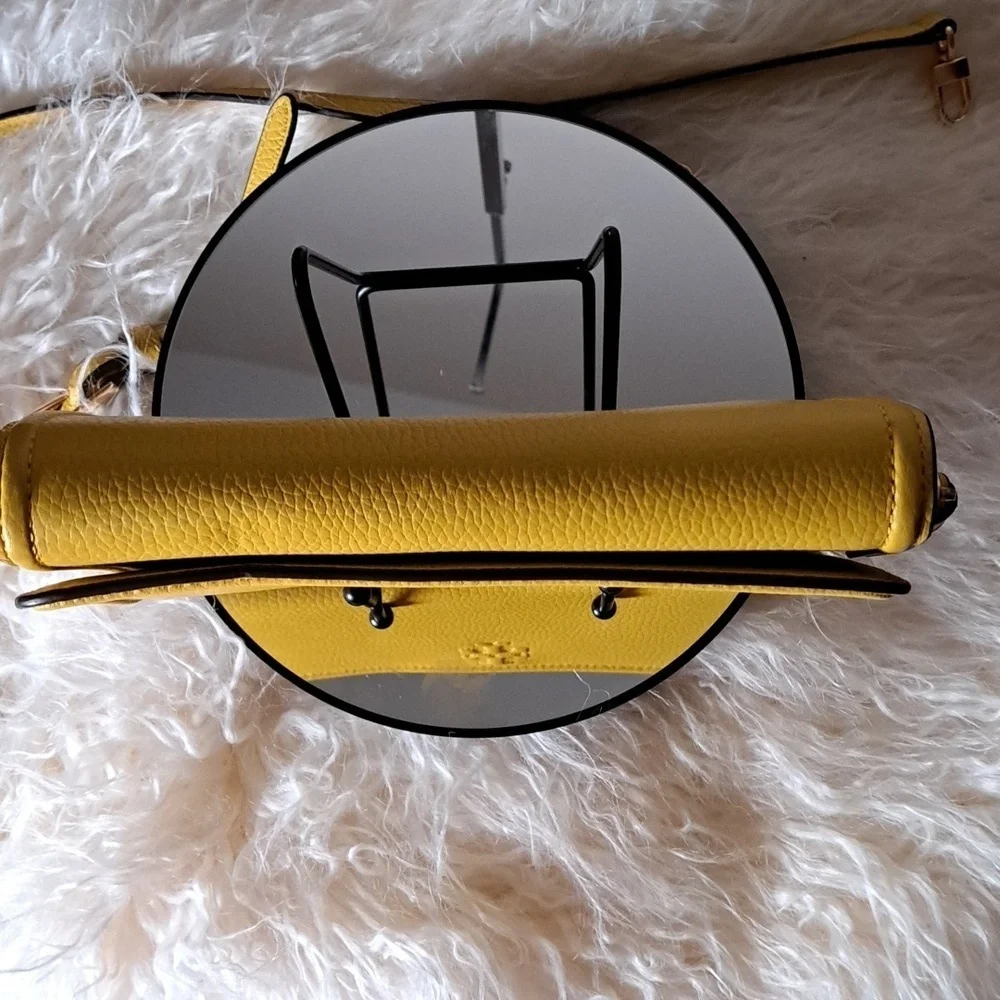 Tory Burch like new